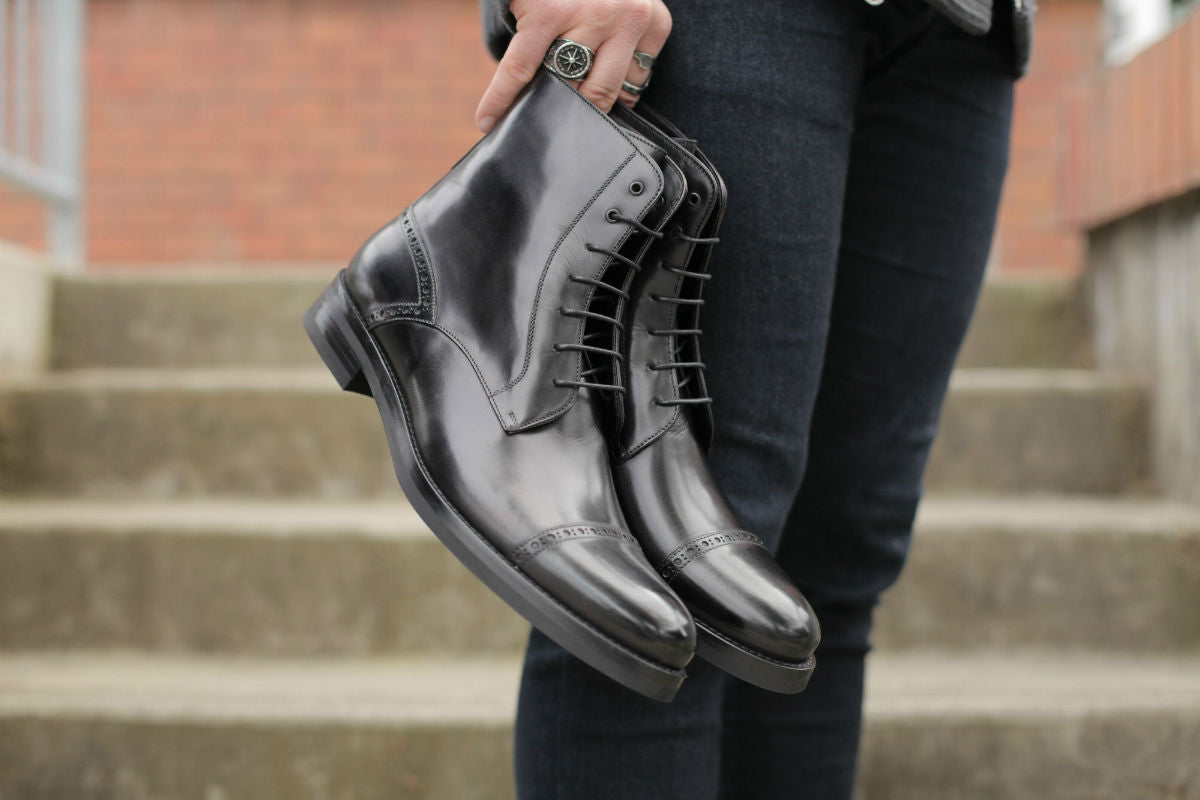 The Presley Lace-Up Boot - Nero - Rubber Sole The Presley Lace-Up Boot - Nero - Rubber Sole